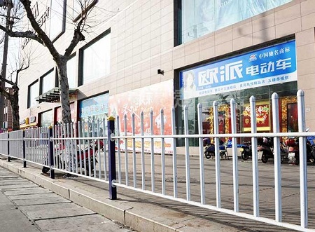 道路交通护栏详细介绍