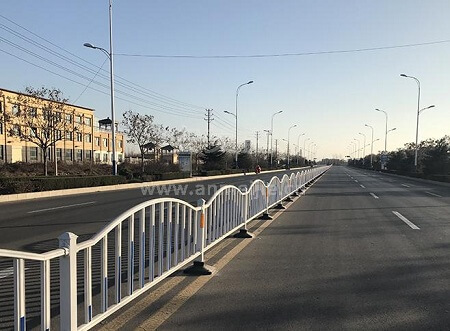 景观隔离护栏能够解决的3大难题