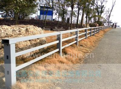 边缘隔离护栏32-1