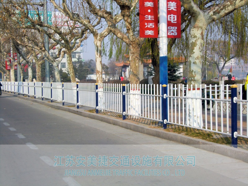 85155116006313.jpg 穿插式护栏1-2.jpg